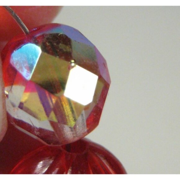 Red Plastic and Glass Beaded Necklace 31 in Vintage Strand Aurora Borealis READ - Picture 4 of 15